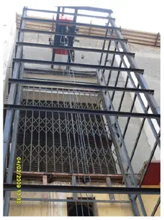 Cage Hoist Lift